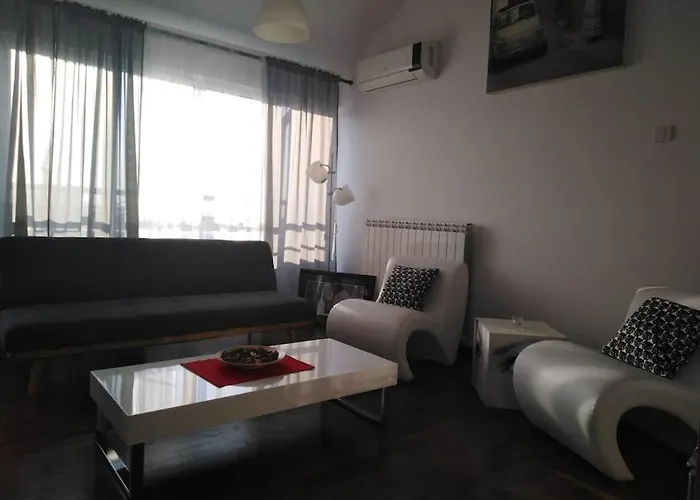 Διαμέρισμα Matine Zvezdara